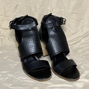 Black Chunky Heel Sandal